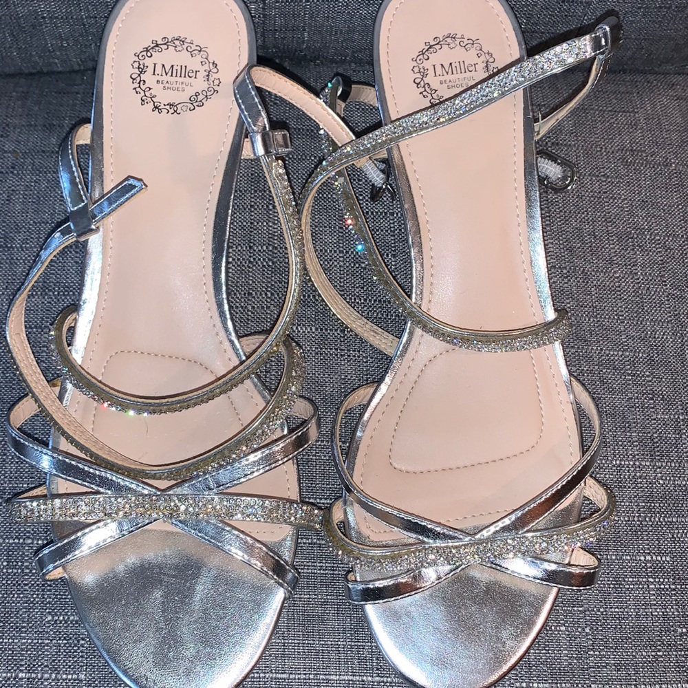 Silver low wedges